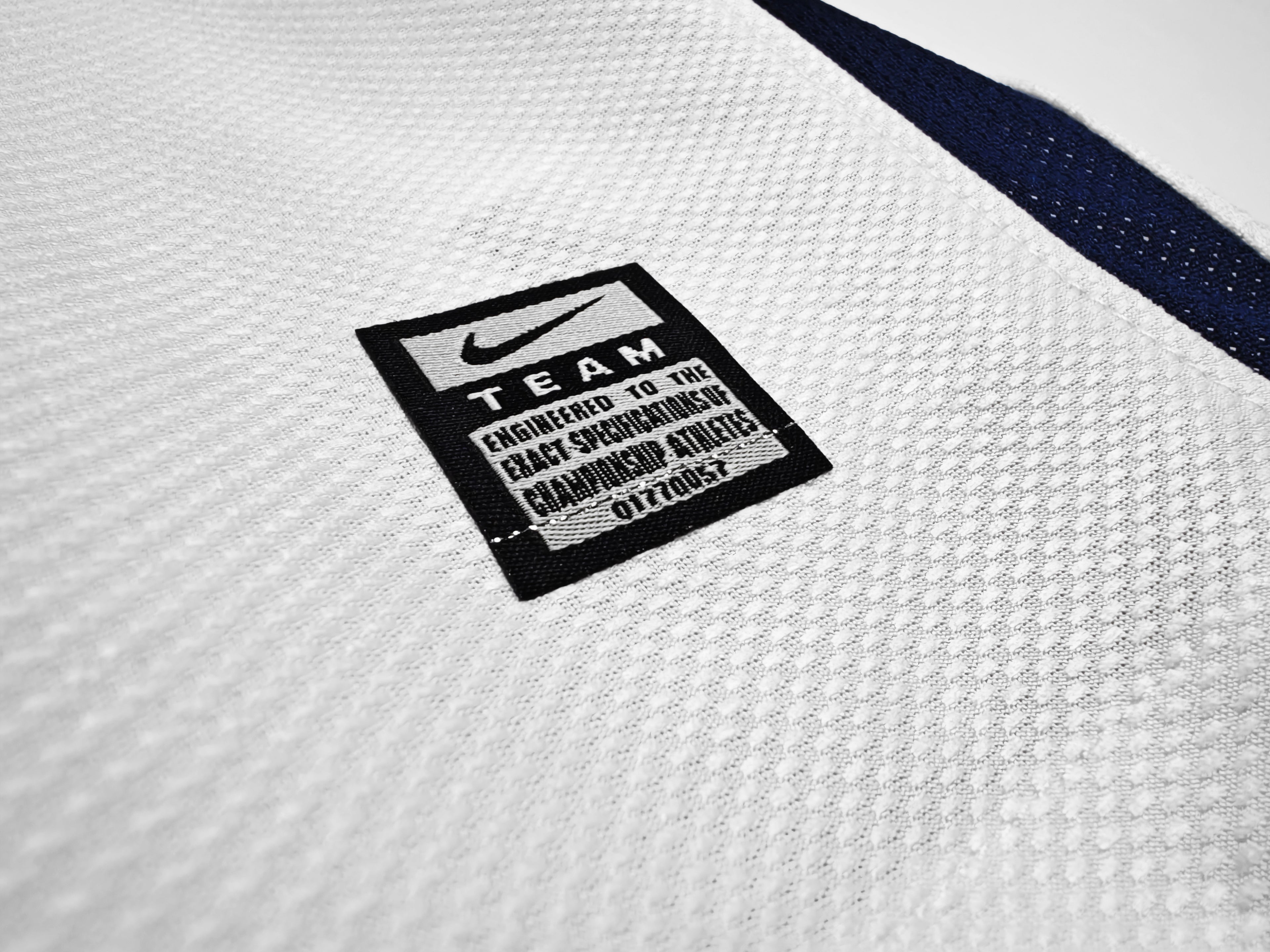 Manchester United 2007/08 Retro Away Jersey