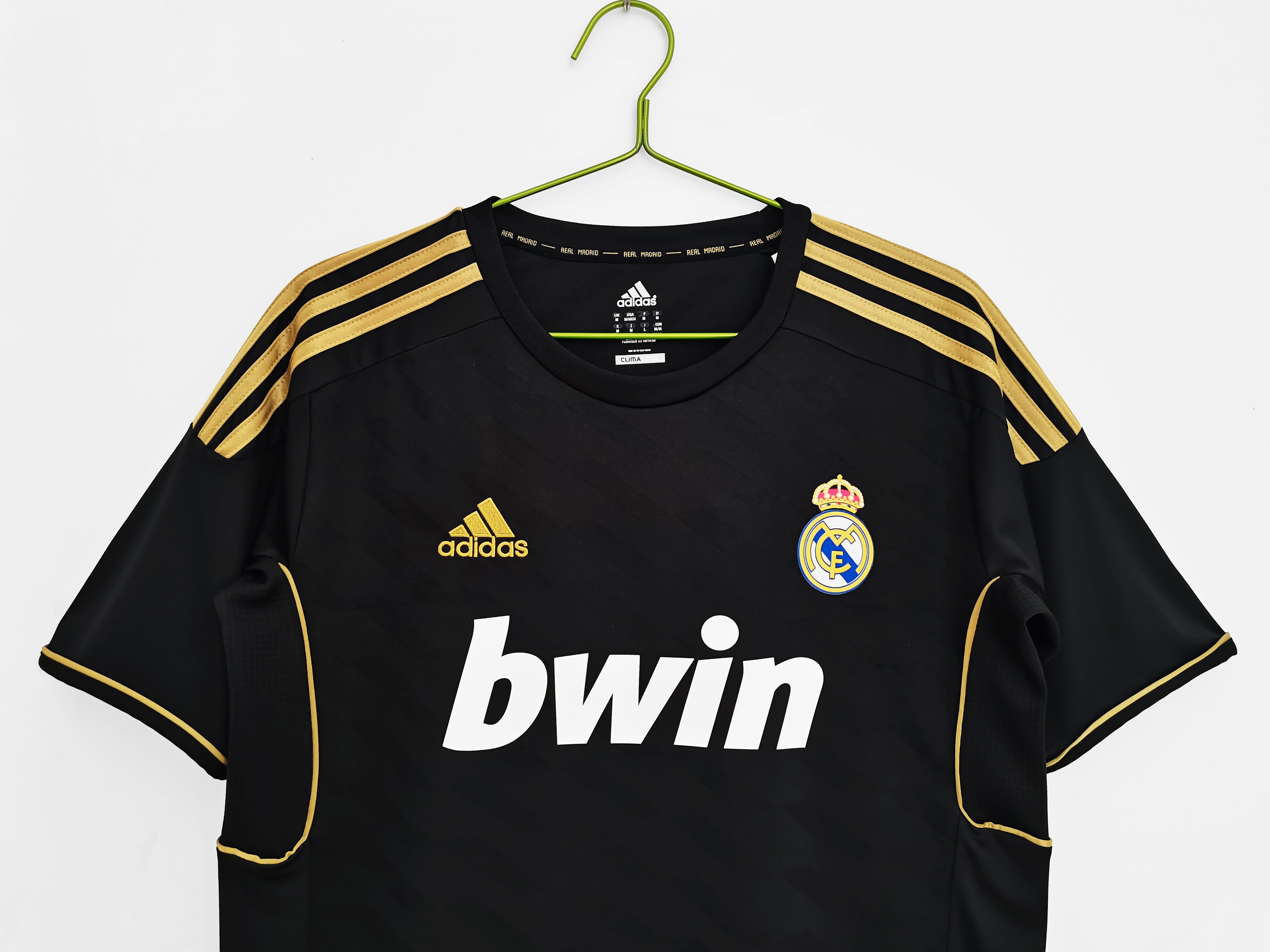 Real Madrid 2011/12 Retro Away Jersey