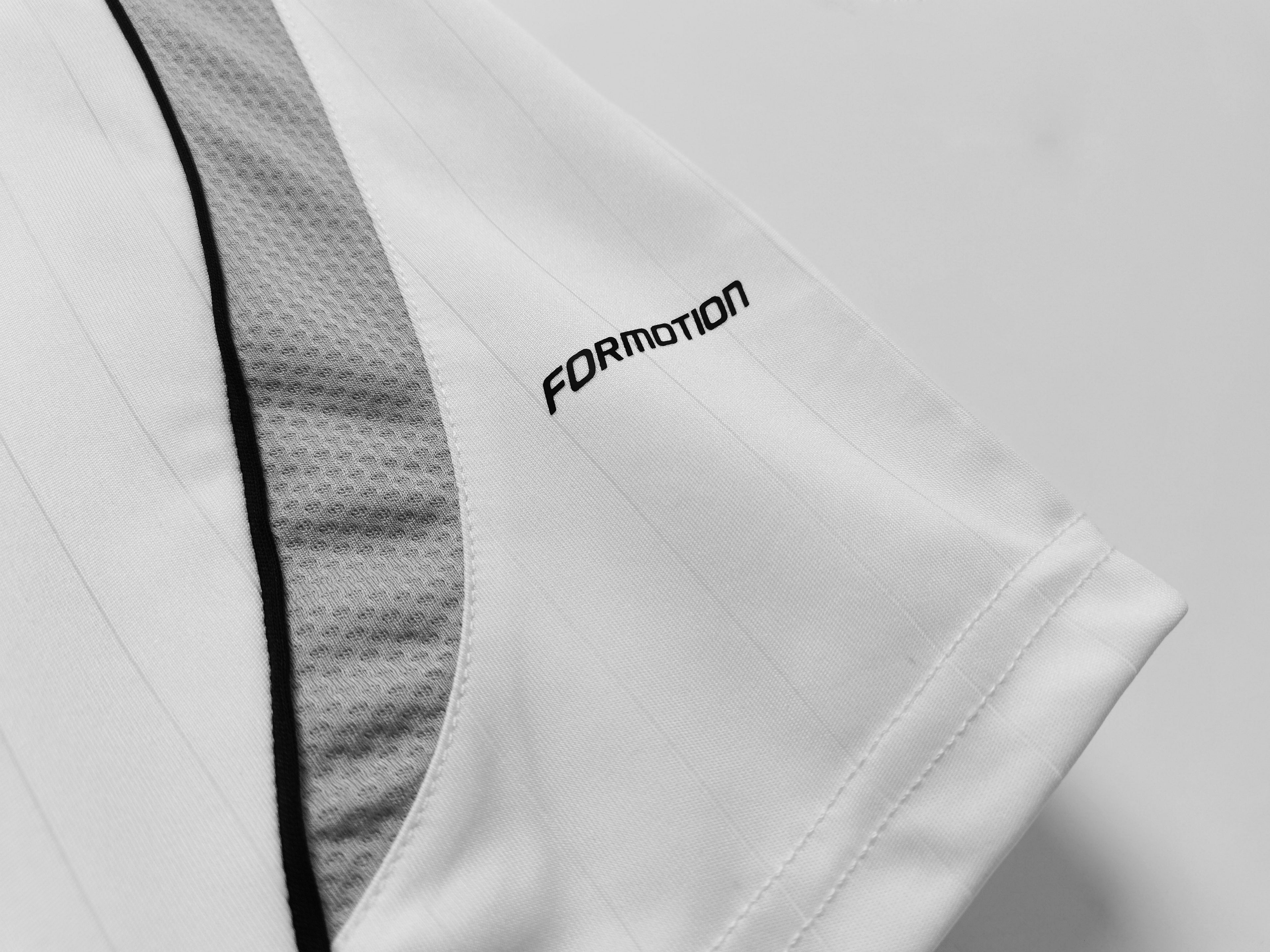 Real Madrid 2006/07 Retro Home Jersey