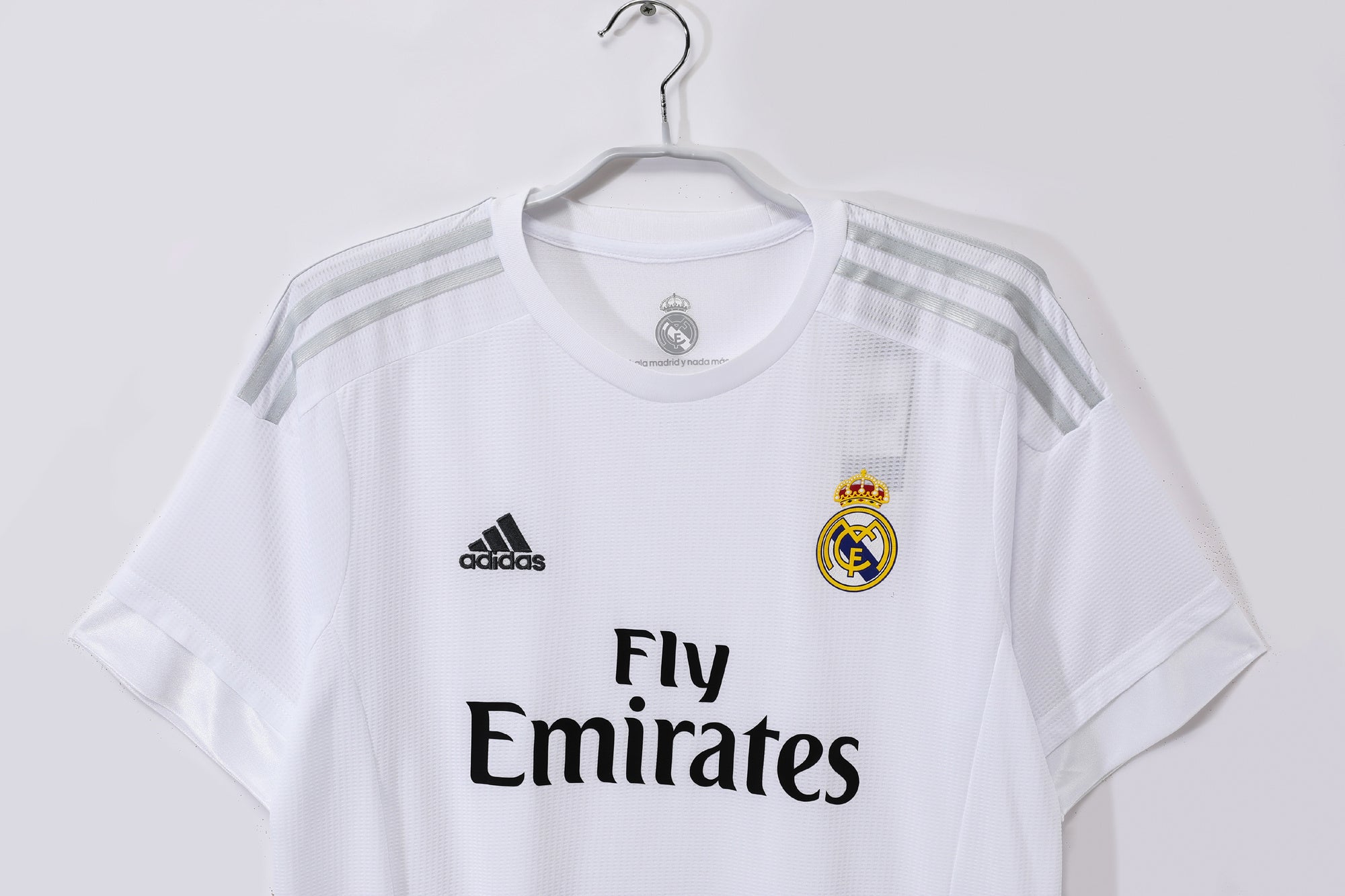 Real Madrid 2015/16 Retro Home Jersey