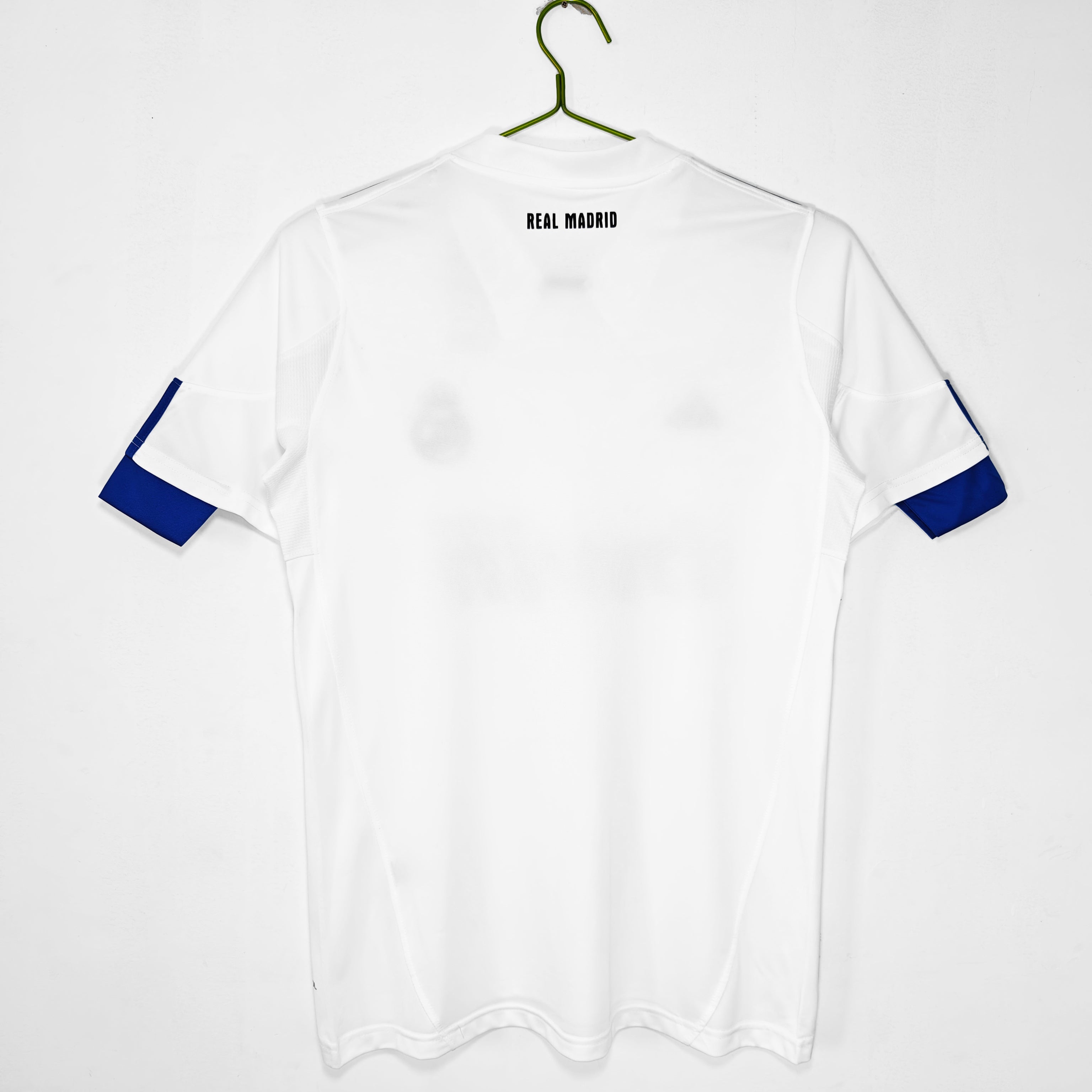 Real Madrid 2010/11 Retro Home Jersey
