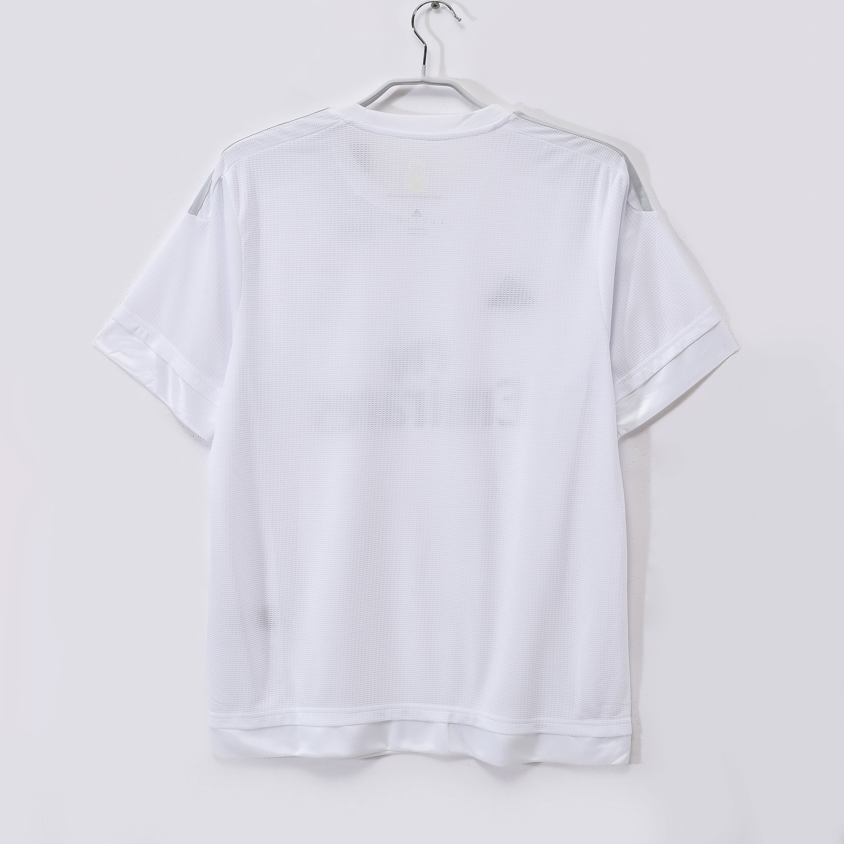 Real Madrid 2015/16 Retro Home Jersey