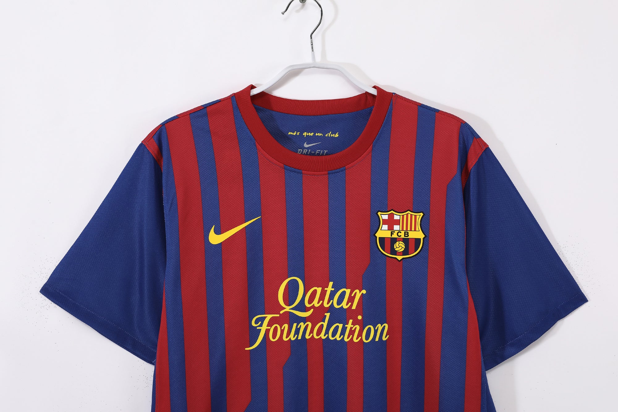 Barcelona 2011/12 Retro Home Jersey