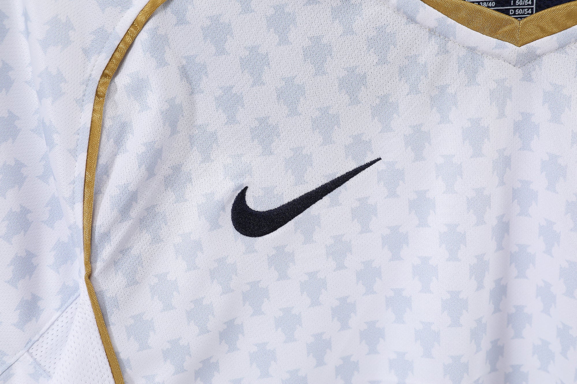 Portugal 2004 Away Jersey