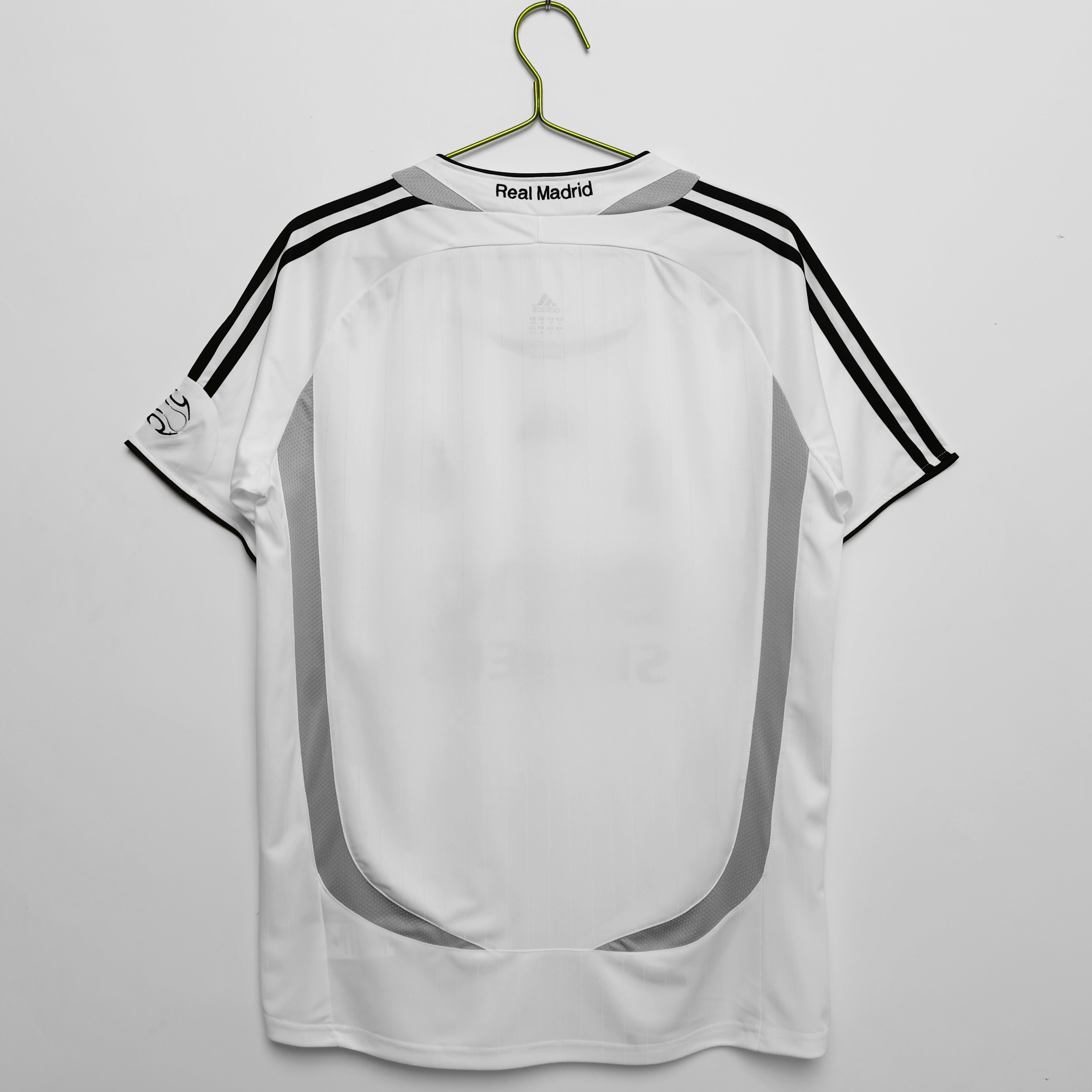 Real Madrid 2006/07 Retro Home Jersey