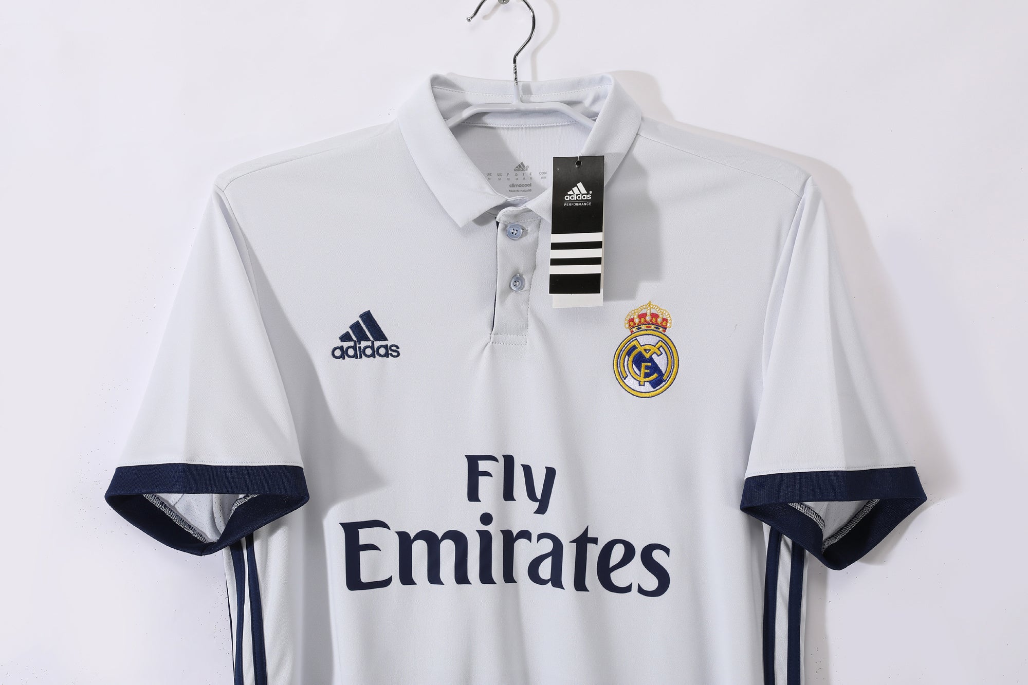 Real Madrid 2016/17 Retro Home Jersey