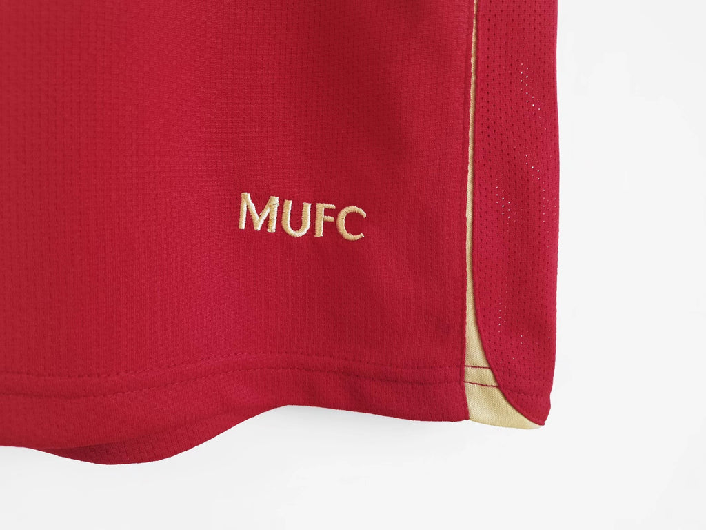 Manchester United 2006/07 Retro Home Jersey