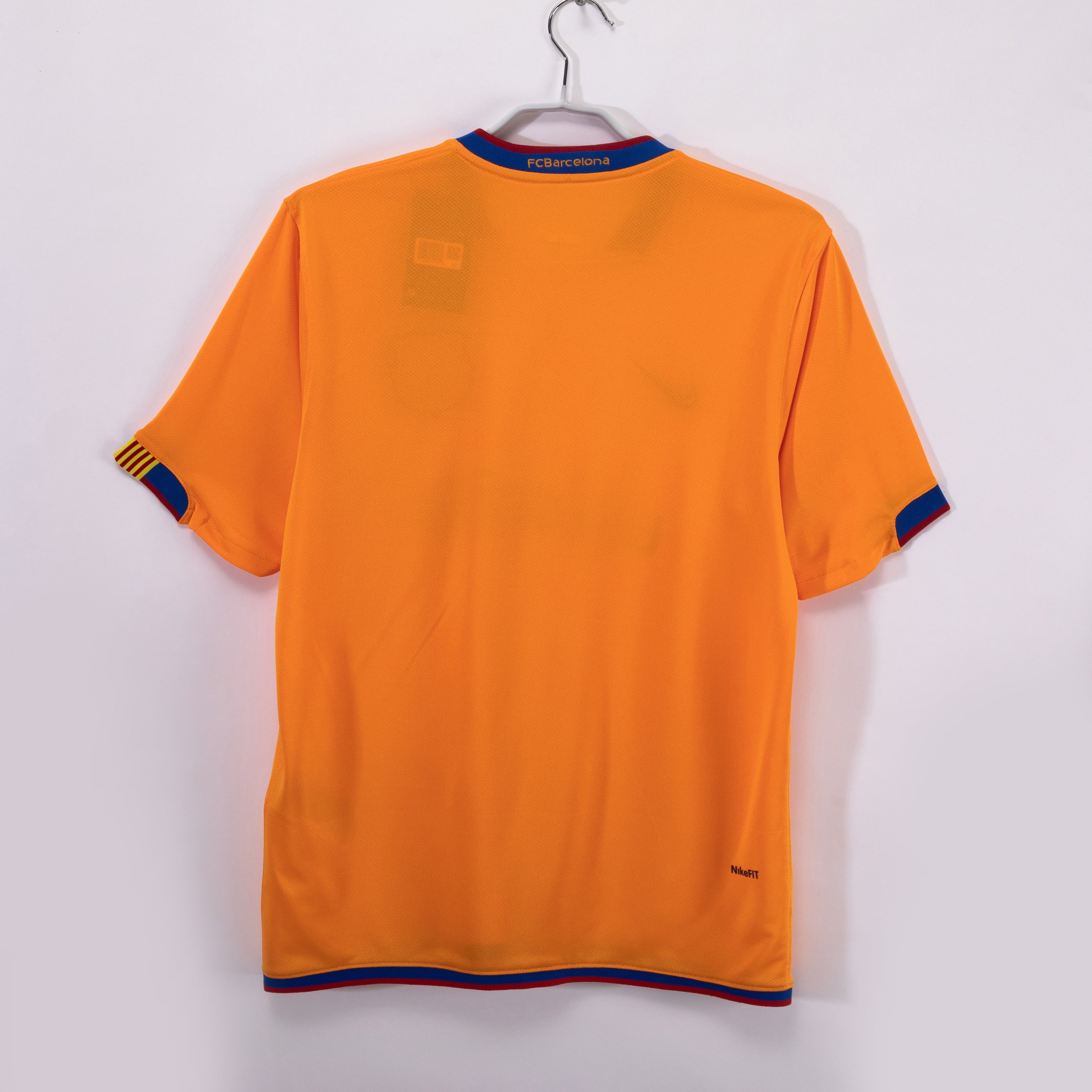 Barcelona 2006/07 Retro Away Jersey