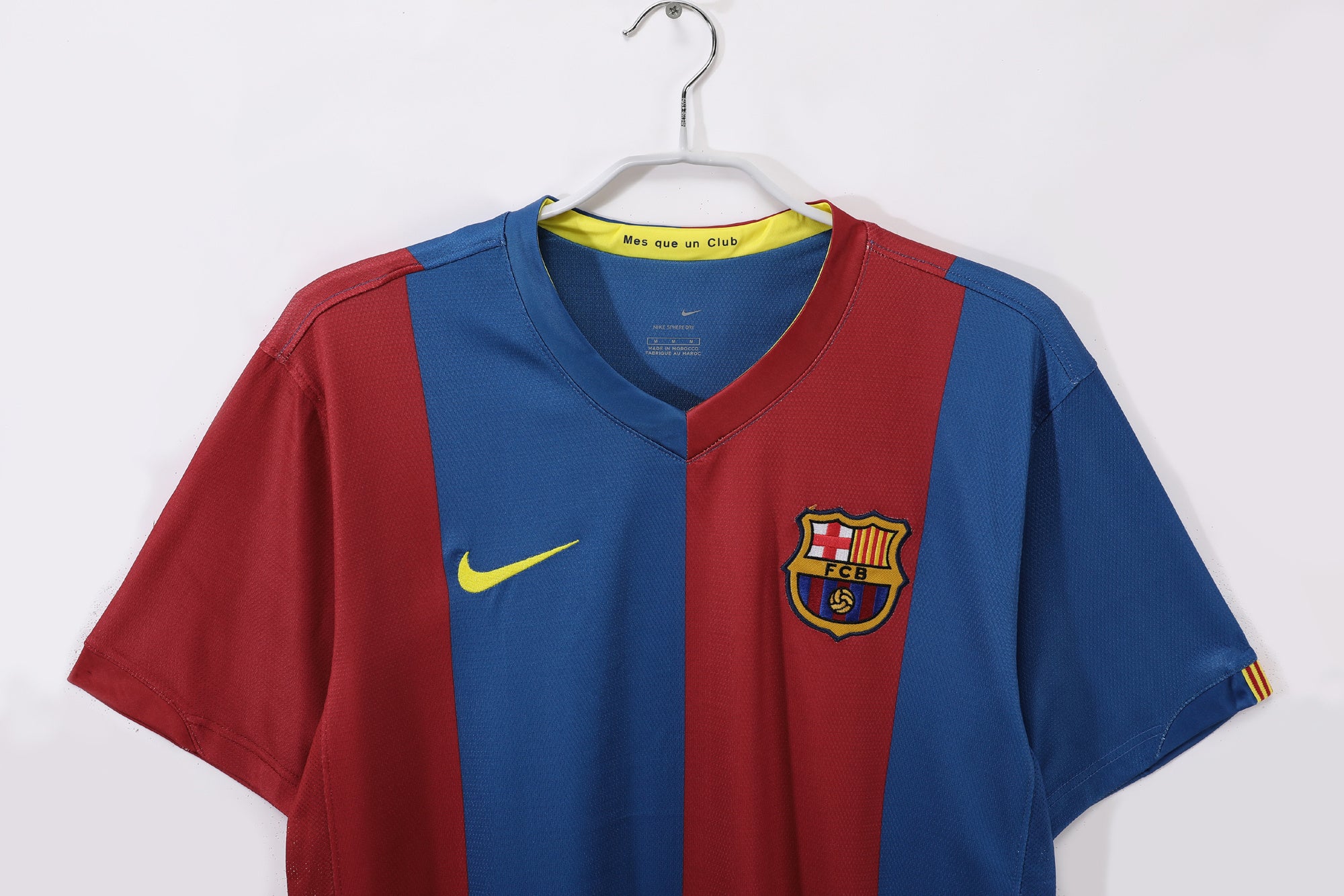 Barcelona 2006/07 Retro Home Jersey