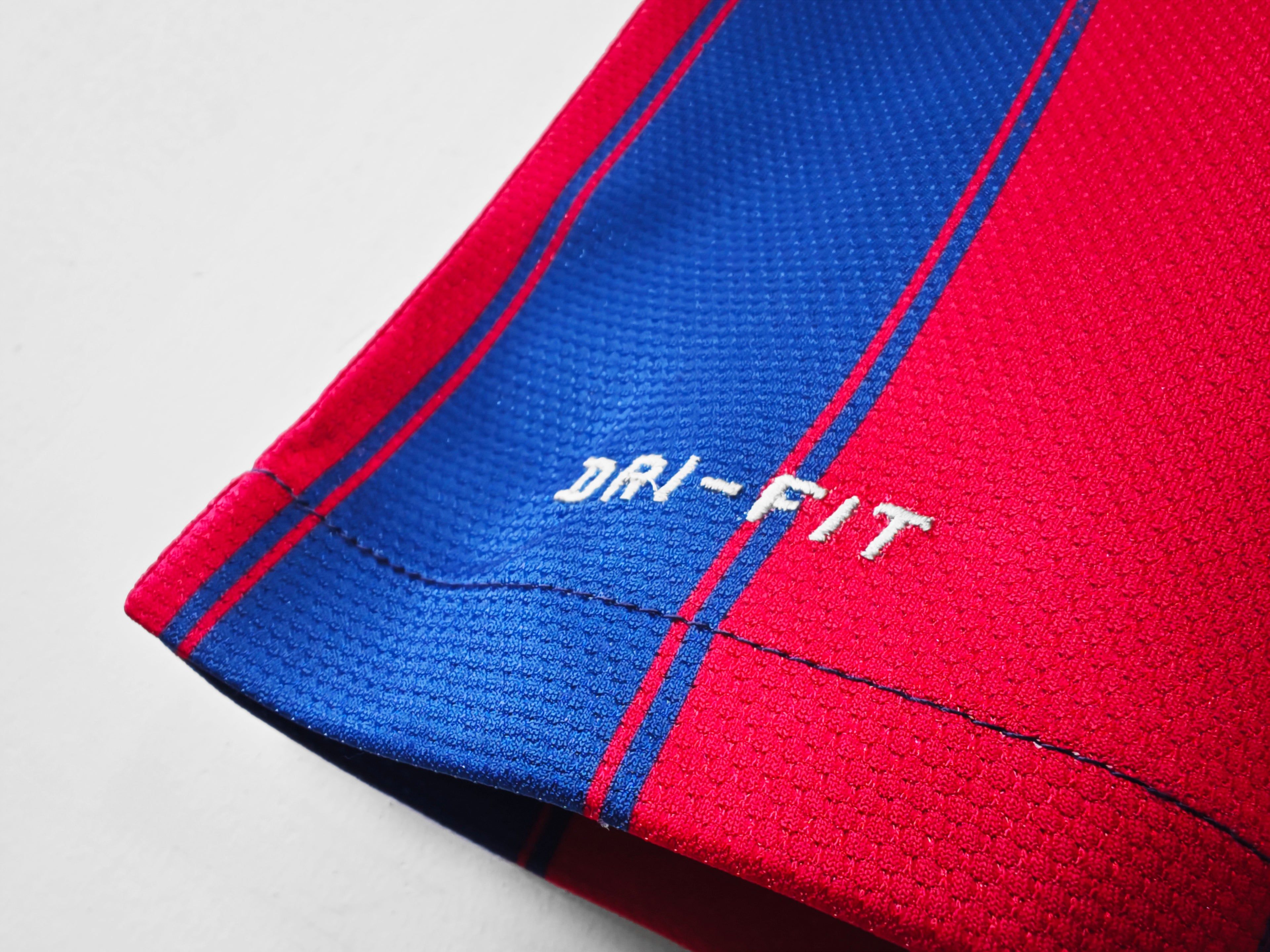 Barcelona 2009/10 Retro Home Jersey