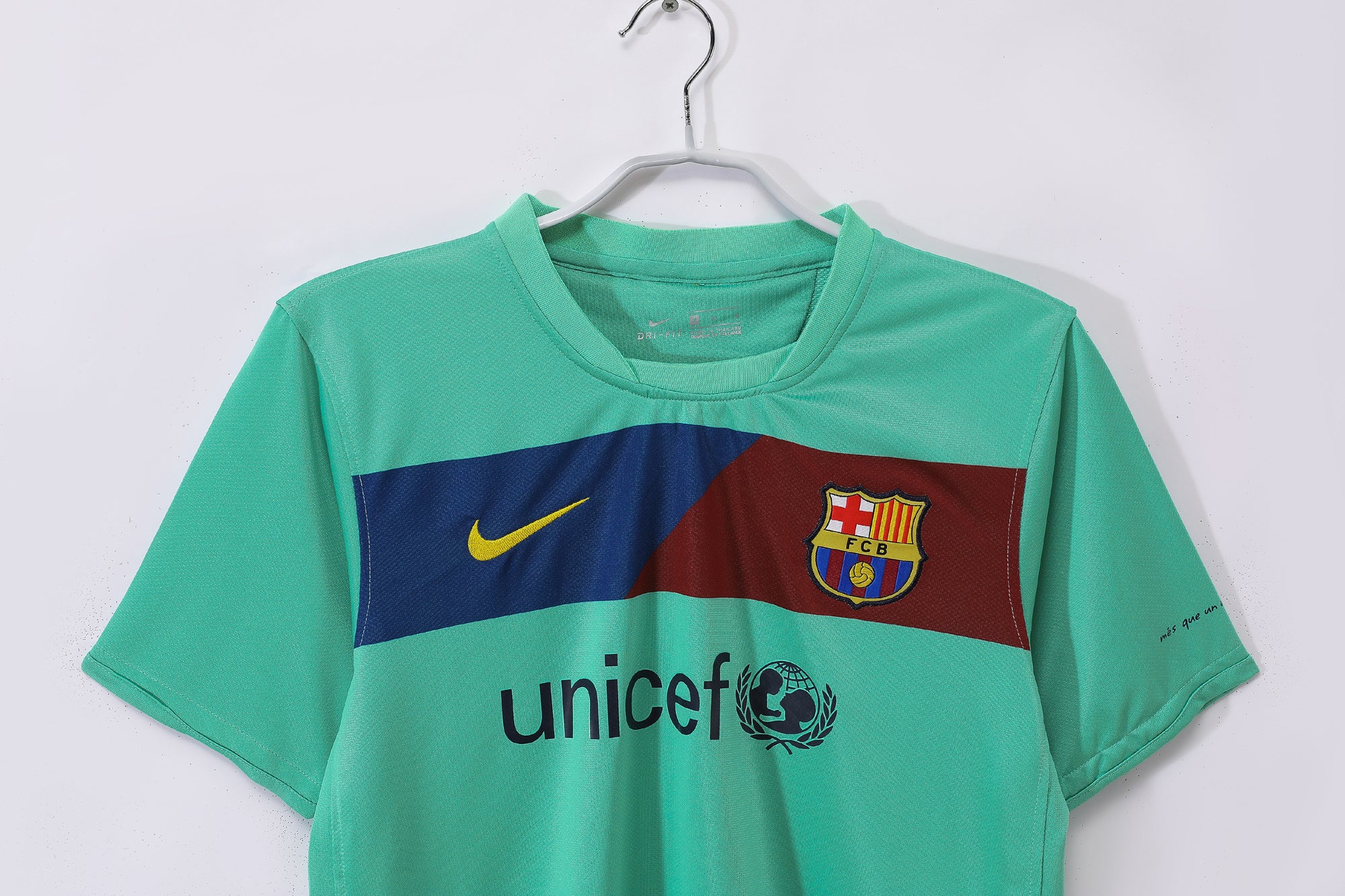 Barcelona 2010/11 Retro Third Jersey