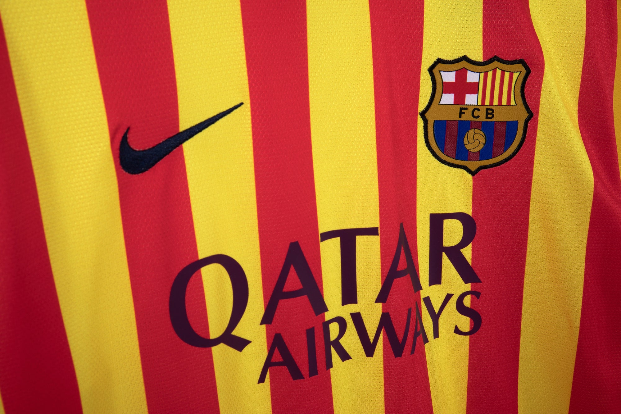 Barcelona 2013/14 Retro Away Jersey