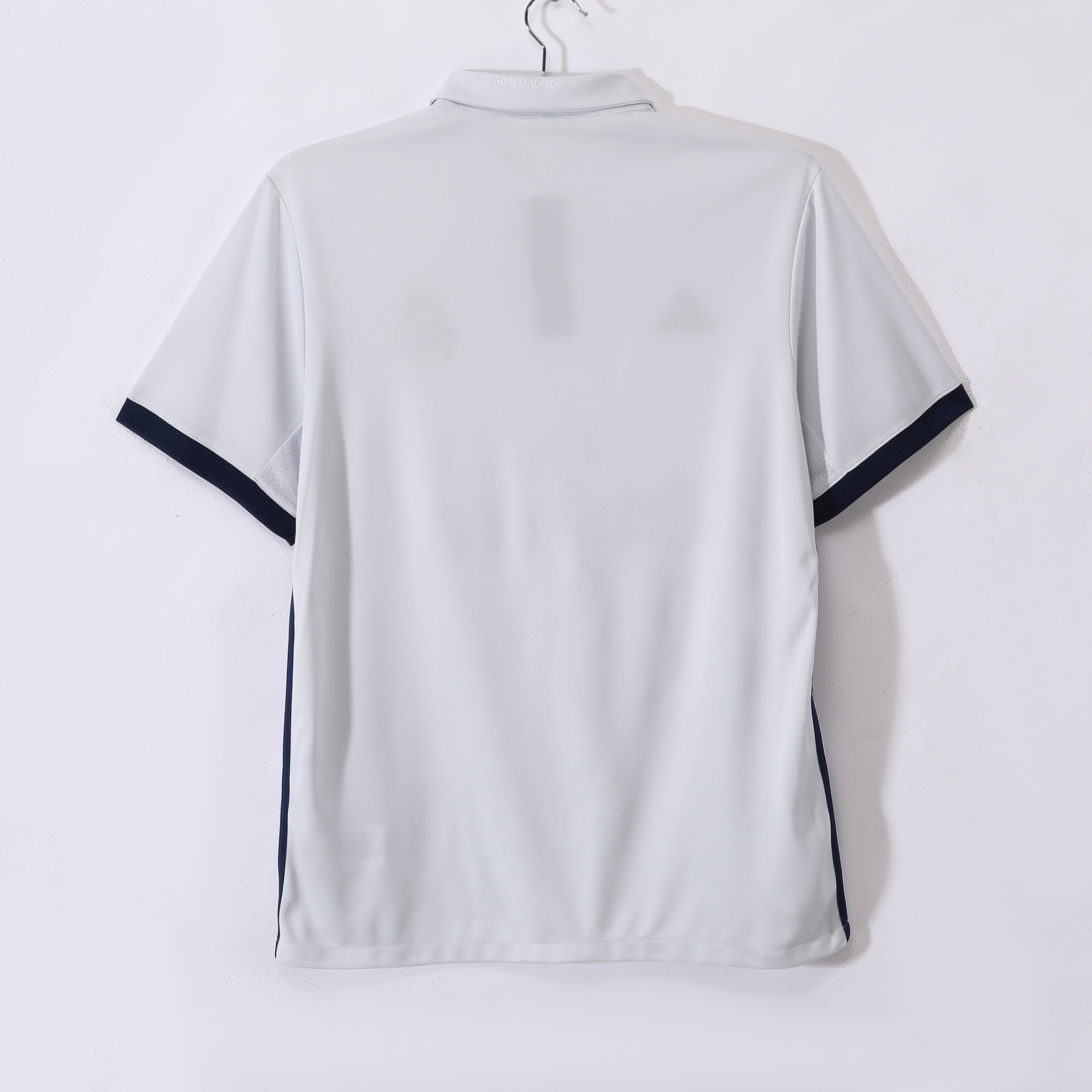 Real Madrid 2016/17 Retro Home Jersey