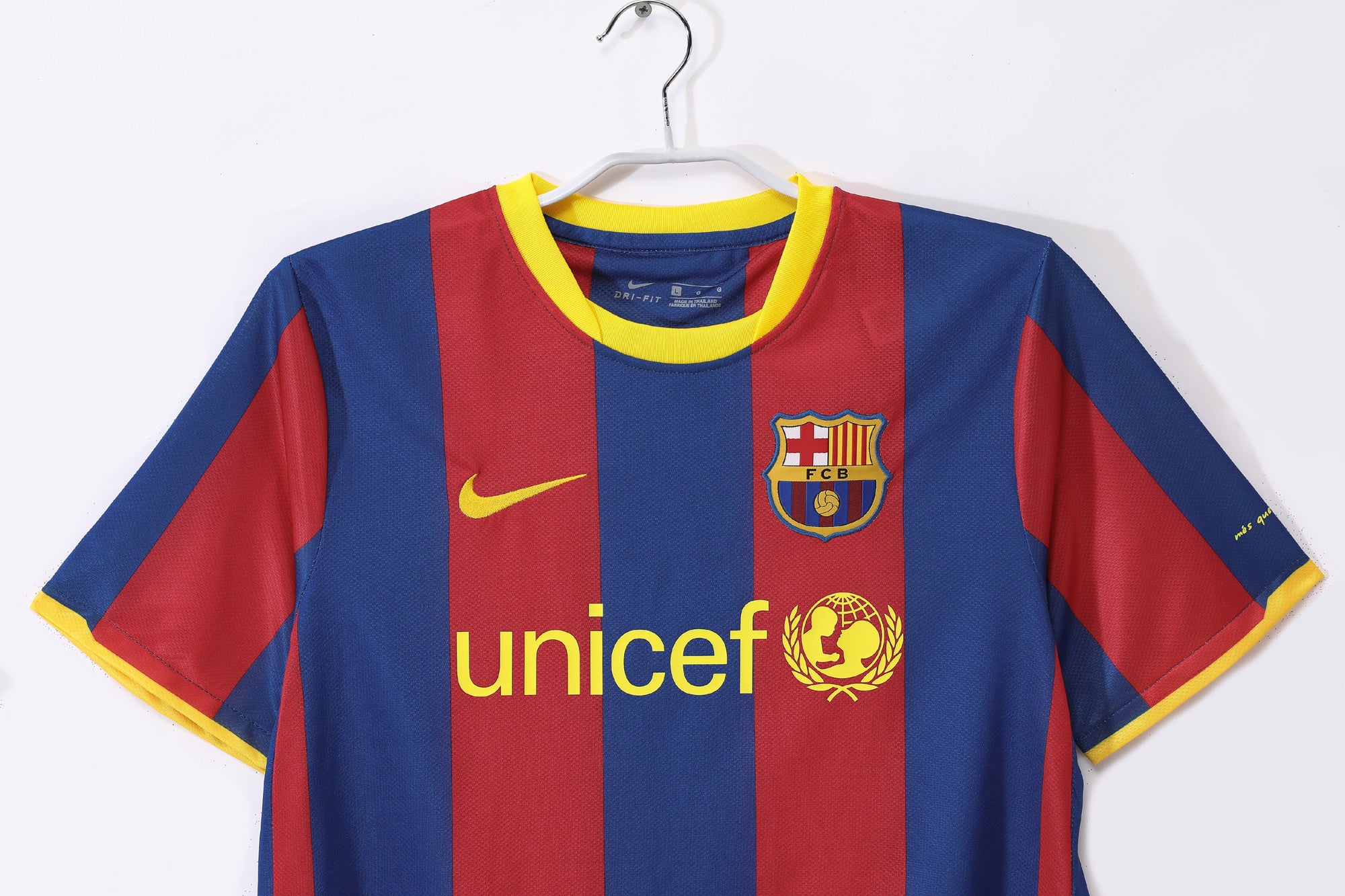 Barcelona 2010/11 Retro Home Jersey